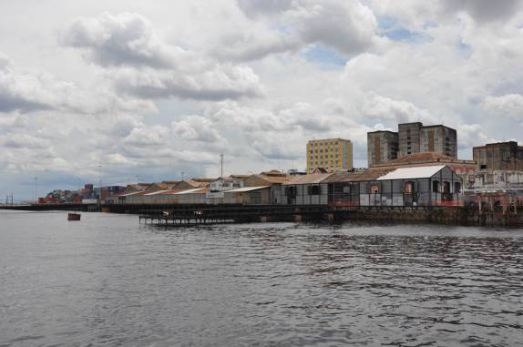 Orla do Rio Negro no centro de Manaus - AM